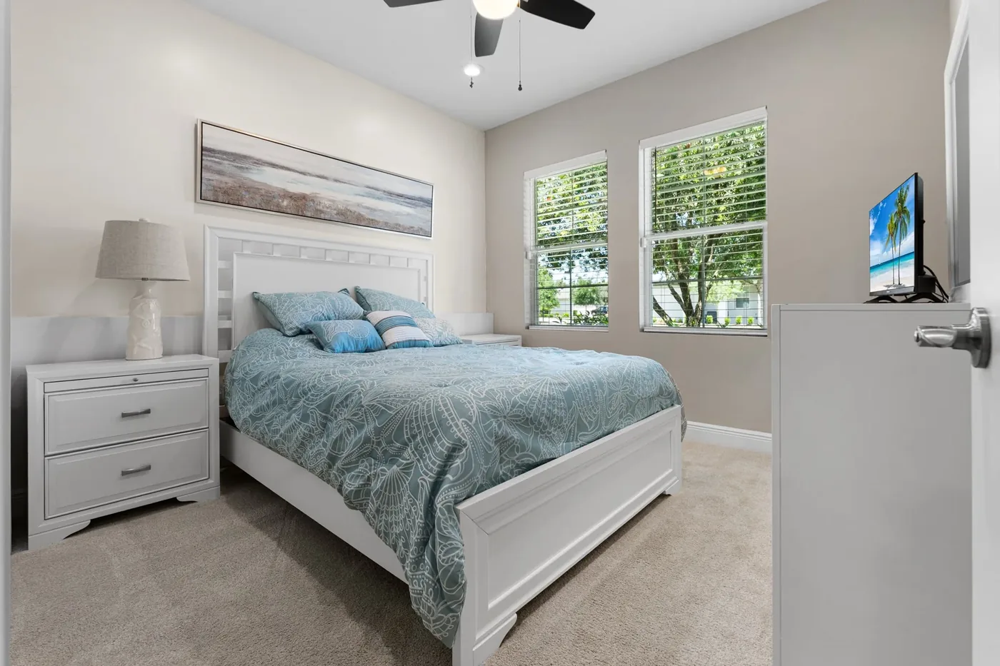 Second bedroom